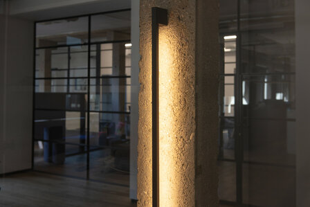 LINEAIRE LED WANDLAMP YALTE-D 330&deg; ZWENKBAAR IP54 230V 8W 370LM 