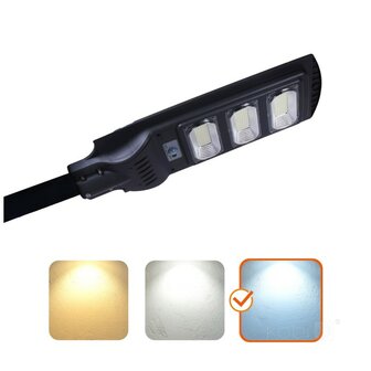 LED STRAATLAMP OP ZONNE-ENERGIE SENSOR/REMOTE 850LM 6500K 