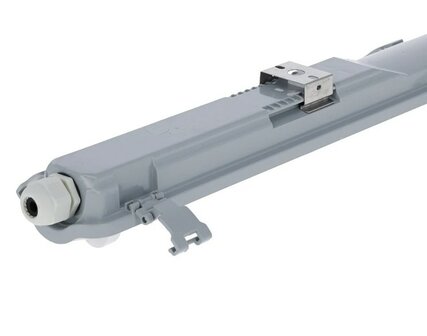 BASIC IP65 LED TL-ARMATUUR ENKEL 150CM 230V T8 G13 