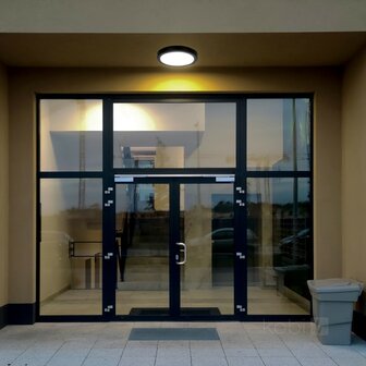 LED PLAFONDLAMP NAIROS SENSOR/REMOTE BLACK IP65 24W 3568LM CCT