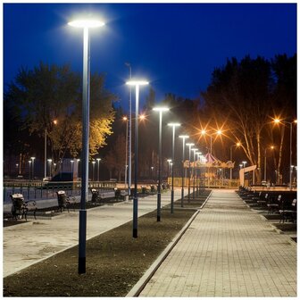 LED SOLAR PARKLAMP SOLSUMI SENSOR/REMOTE IP54 25W 4000K 