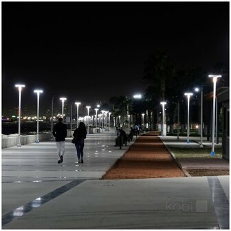 LED PARKLAMP ZONNE-ENERGIE SENSOR/REMOTE IP54 15W 