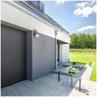 LED SOLAR VERSTRALER MET SENOR IP65 13W 1400LM 4000K 