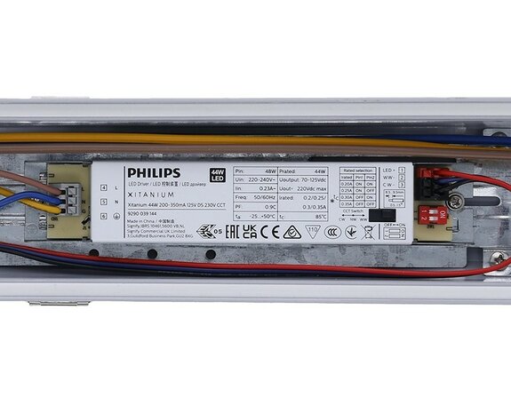 LED BATTEN 120CM PHILIPS&reg; DRIVER IP65 IK08 POWER & CCT-SWITCH 