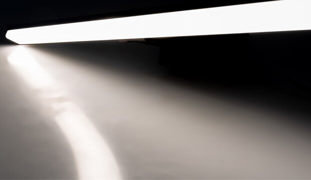 LED BADKAMER SPIEGELLAMP ZWART 60CM IP44 230V 8W 4000K 